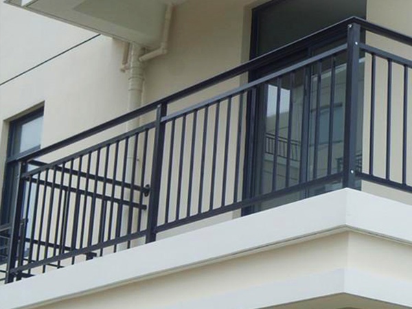 建筑陽(yáng)臺(tái)護(hù)欄 建筑陽(yáng)臺(tái)護(hù)欄