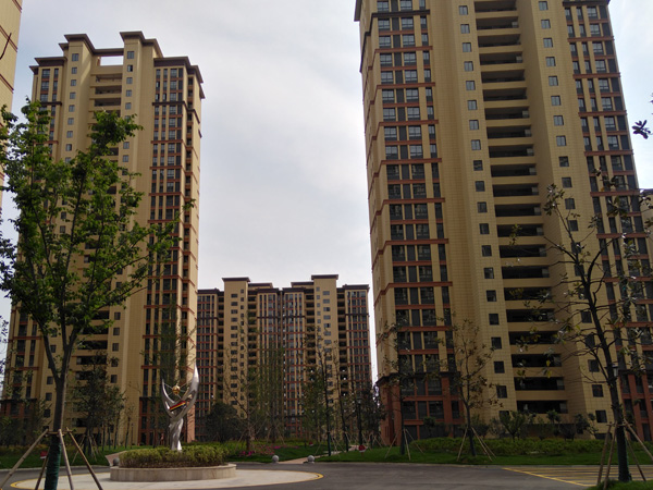 六安永安南苑小區定制定做陽臺護欄、樓梯扶手案例 六安永安南苑小區定制定做陽臺護欄、樓梯扶手案例