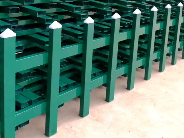 小區(qū)草坪護欄