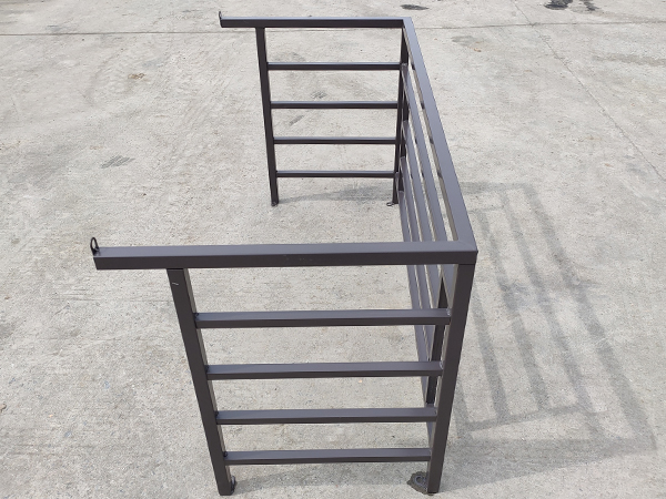 空調(diào)鋅鋼護(hù)欄圖片