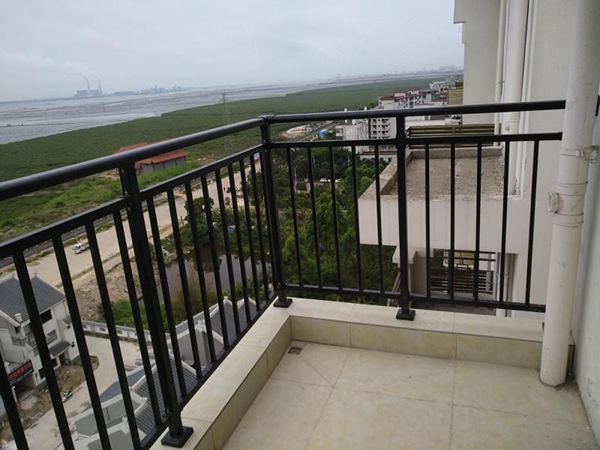 陽臺護(hù)欄的功能及作用 陽臺護(hù)欄的功能及作用