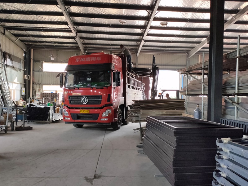 金用護(hù)欄2020年8月31日鋅鋼陽(yáng)臺(tái)護(hù)欄發(fā)貨! 金用護(hù)欄2020年8月31日鋅鋼陽(yáng)臺(tái)護(hù)欄發(fā)貨!