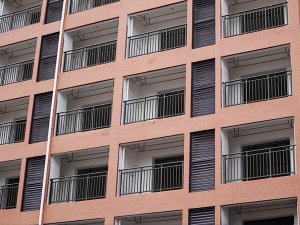 鋅鋼護欄與鋁合金護欄相比有哪些優勢？看過這里你就知道了！