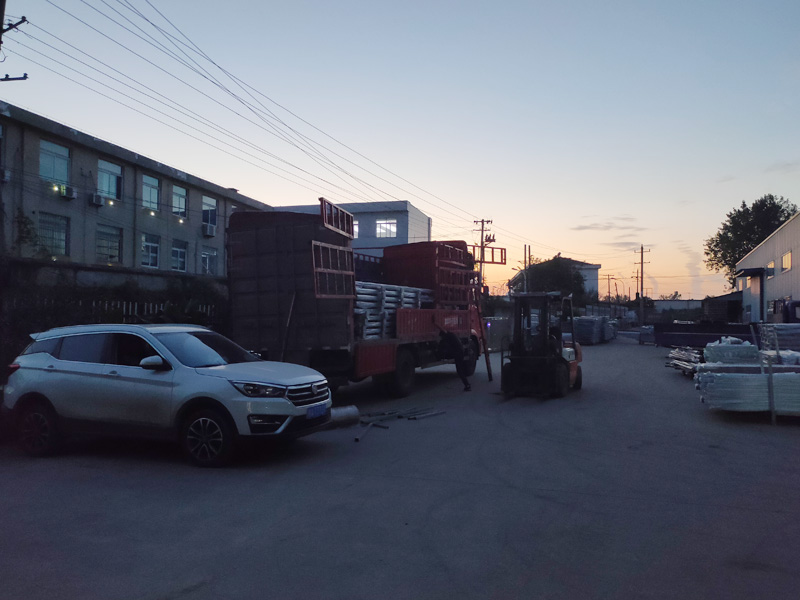 金用護欄2020年9月27日鋅鋼陽臺護欄發貨! 金用護欄2020年9月27日鋅鋼陽臺護欄發貨!