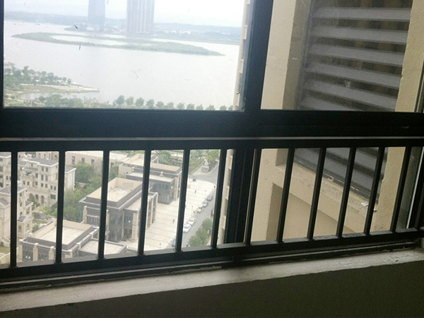 批量采購(gòu)定制護(hù)窗欄桿，從它們中選擇就對(duì)了！