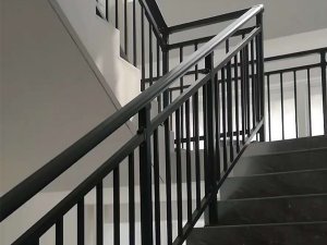 怎么在網(wǎng)上定制樓梯扶手？方法在這里！