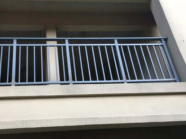 安徽護(hù)欄廠家哪里有？