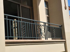 如何鑒別鋅鋼護(hù)欄質(zhì)量的好壞？