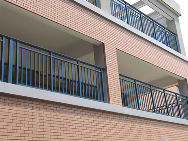 鋅鋼護欄高度國家標準規(guī)范要求 鋅鋼護欄高度國家標準規(guī)范要求