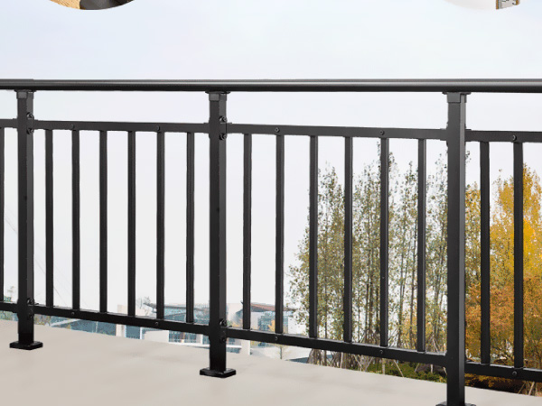 鋅鋼護(hù)欄和鋁合金護(hù)欄各有哪些優(yōu)勢(shì)？