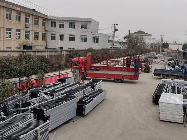 金用護欄2020年12月17日鋁合金百葉窗發貨！