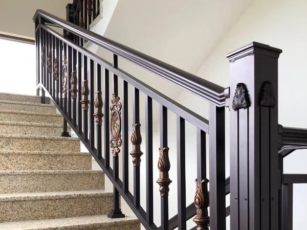 樓梯扶手圖片大全