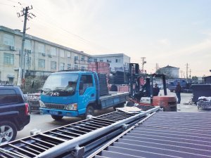 金用護(hù)欄2021年3月3日鋅鋼陽臺護(hù)欄發(fā)貨！