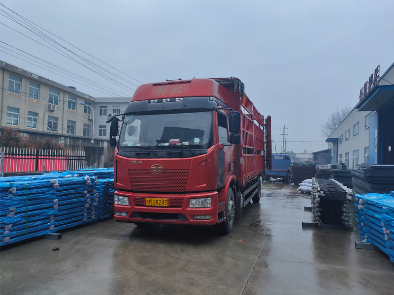 金用護欄2021年3月15日鋁合金百葉窗發貨！