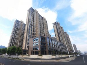 黃山天都首郡小區(qū)定制百葉窗、樓梯欄桿、陽臺(tái)欄桿