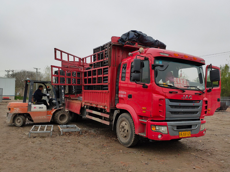 金用護欄2021年3月31日鋅鋼百葉窗發(fā)貨! 金用護欄2021年3月31日鋅鋼百葉窗發(fā)貨!