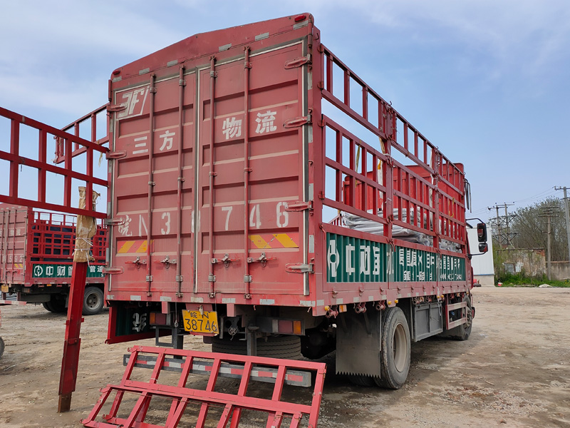 金用護欄2021年4月6日鋅鋼陽臺欄桿發貨! 金用護欄2021年4月6日鋅鋼陽臺欄桿發貨!