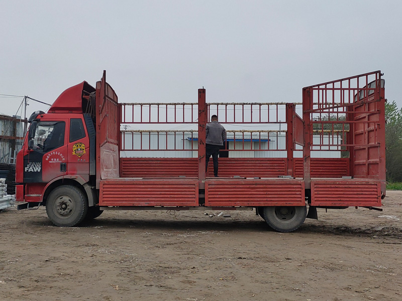 金用護欄2021年4月12日鋅鋼連廊欄桿發貨! 金用護欄2021年4月12日鋅鋼連廊欄桿發貨!