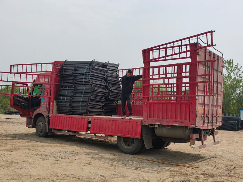 金用護(hù)欄2021年4月15日鋅鋼護(hù)窗欄桿發(fā)貨! 金用護(hù)欄2021年4月15日鋅鋼護(hù)窗欄桿發(fā)貨!