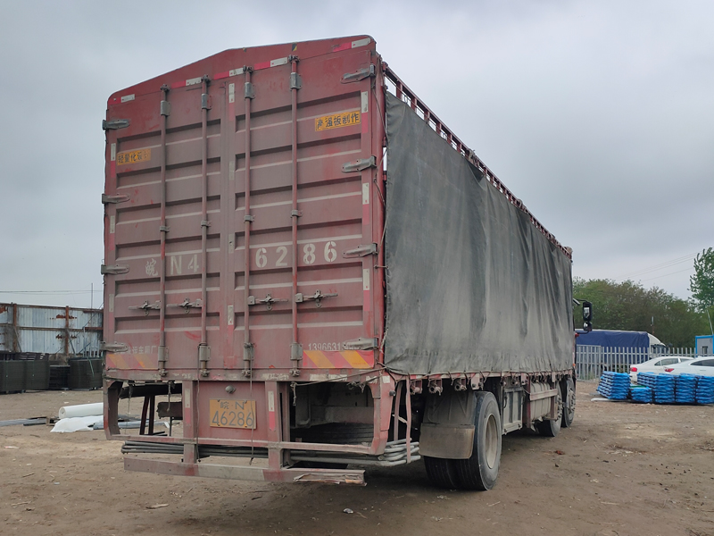 金用護(hù)欄2021年4月22日鋅鋼陽(yáng)臺(tái)護(hù)欄發(fā)貨！