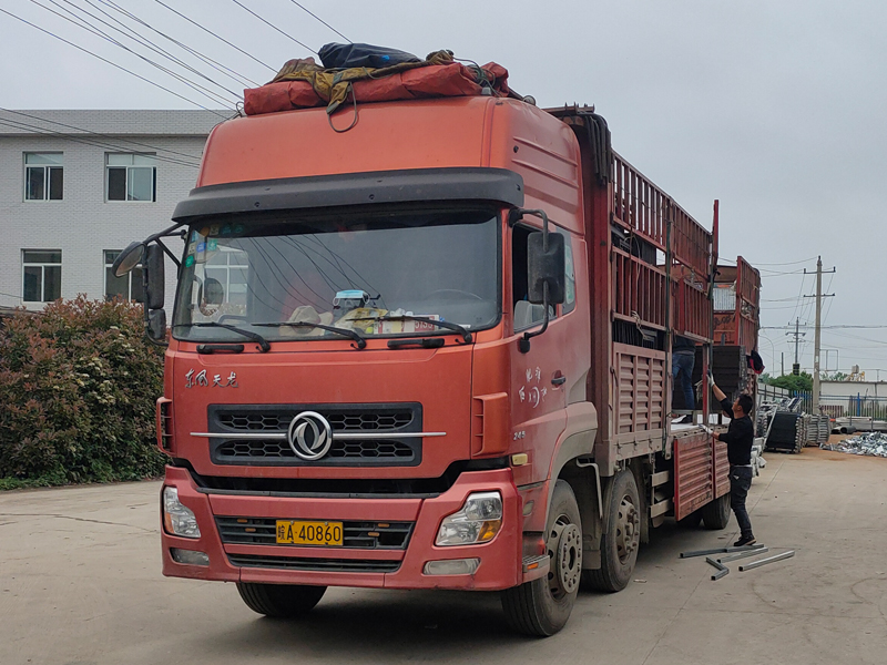 金用護欄2021年4月22日鋁合金百葉窗發貨！