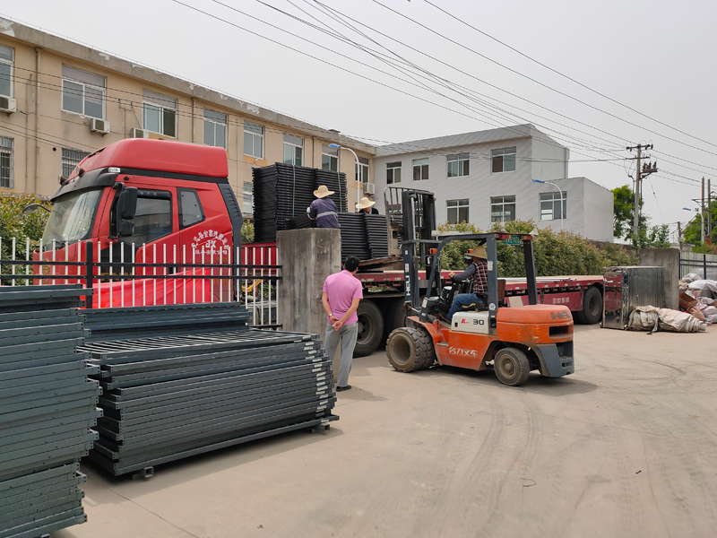 金用護欄2021年5月7日鋅鋼飄窗護欄發貨! 金用護欄2021年5月7日鋅鋼飄窗護欄發貨!