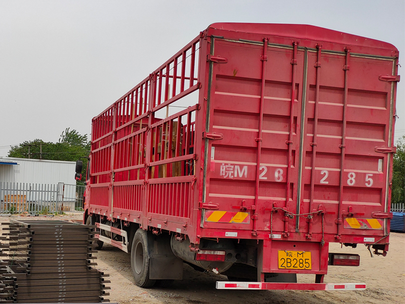 金用護欄2021年5月7日鋅鋼陽臺護欄發(fā)貨！