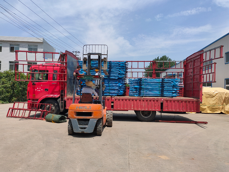 金用護欄2021年6月4日鋅鋼陽臺護欄發貨！