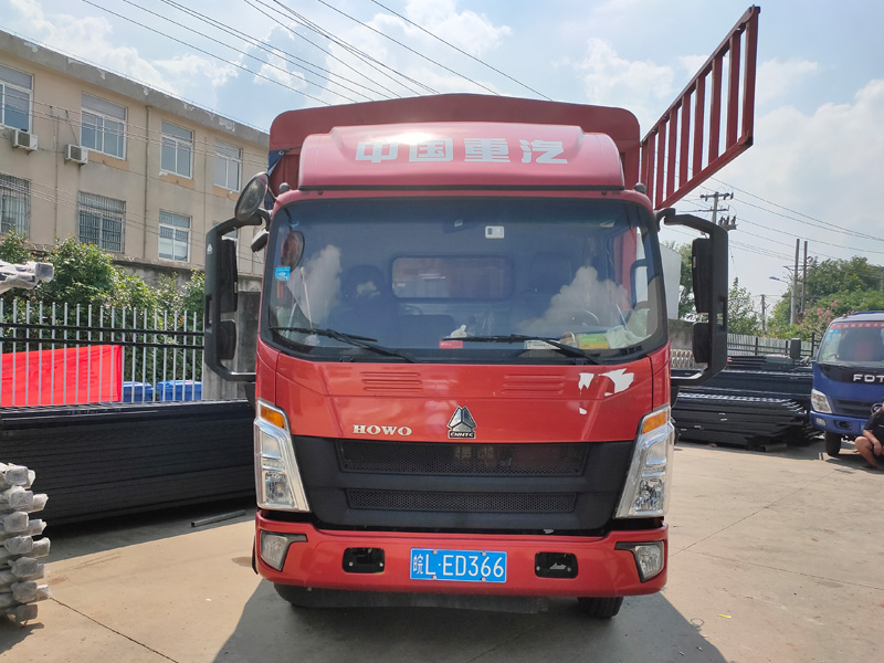 金用護欄2021年7月19日鋅鋼空調護欄發(fā)貨！