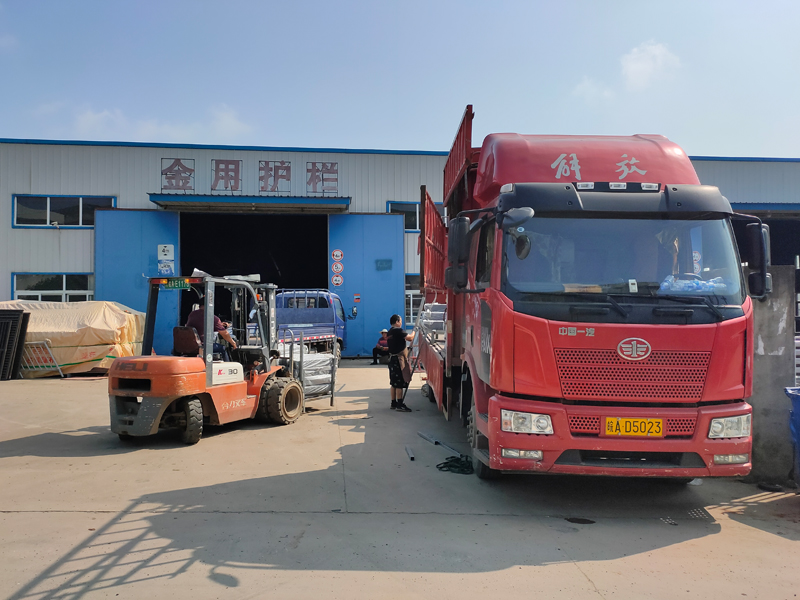 金用護欄2021年8月18日鋅鋼陽臺欄桿發貨！