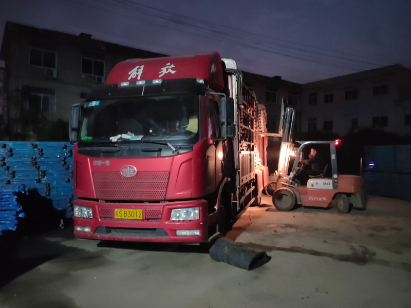 金用護欄2021年10月22日鋅鋼連廊欄桿發貨! 金用護欄2021年10月22日鋅鋼連廊欄桿發貨!