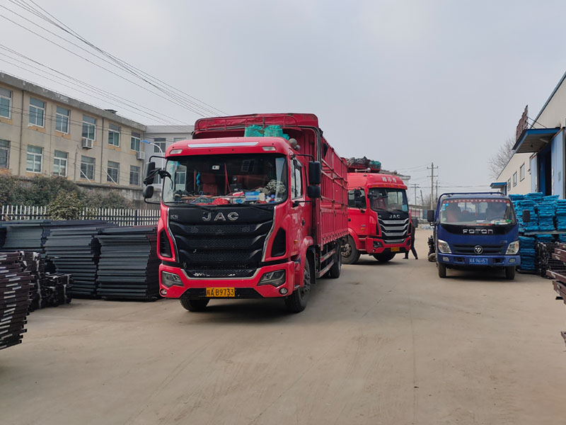 金用護欄2022年2月24日鋅鋼陽臺欄桿裝車發貨! 金用護欄2022年2月24日鋅鋼陽臺欄桿裝車發貨!