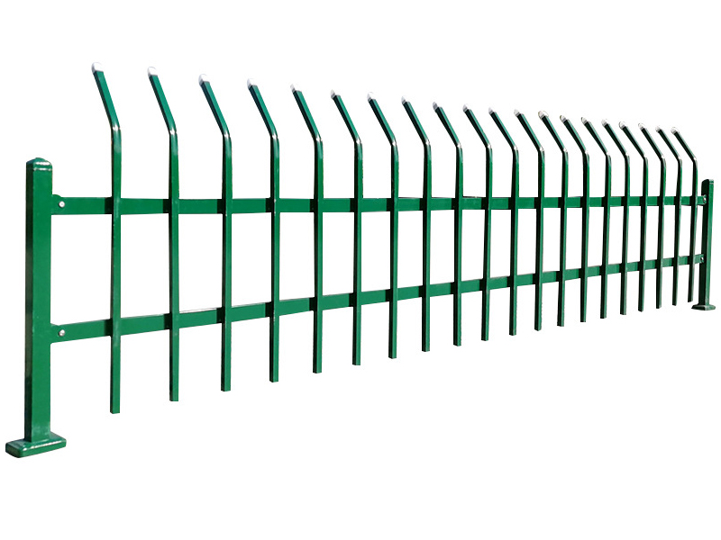 草坪圍墻鋅鋼柵欄圖片