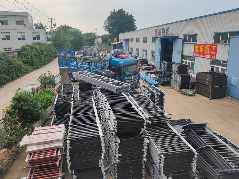 2023年7月26日鋅鋼組裝護(hù)欄裝車(chē)發(fā)貨！