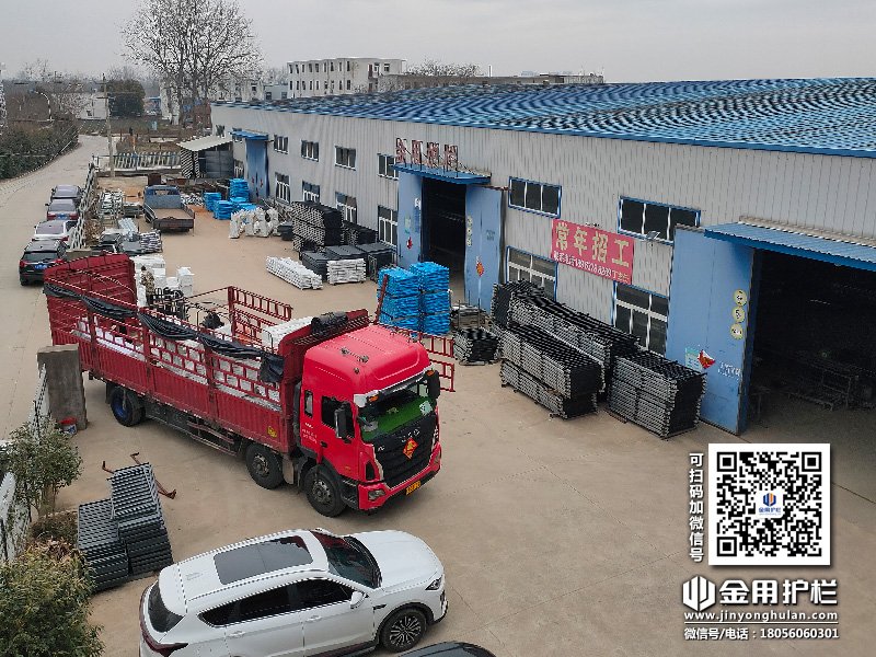 2024年3月4日鋅鋼空調護欄裝車發貨！