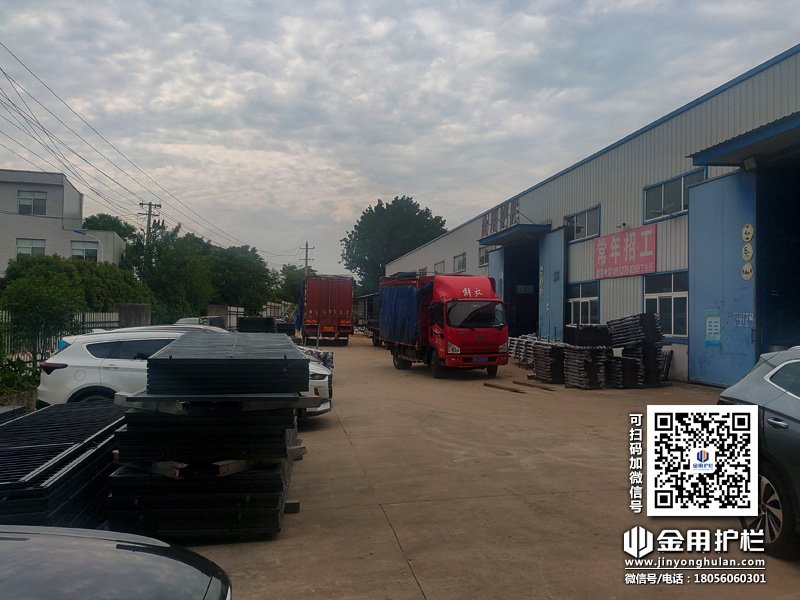 2024年5月31日鋅鋼護窗欄桿裝車發貨! 2024年5月31日鋅鋼護窗欄桿裝車發貨!