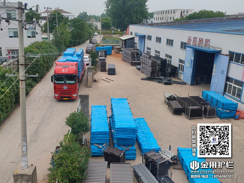 2024年6月25日鋅鋼陽臺護欄裝車發貨! 2024年6月25日鋅鋼陽臺護欄裝車發貨!