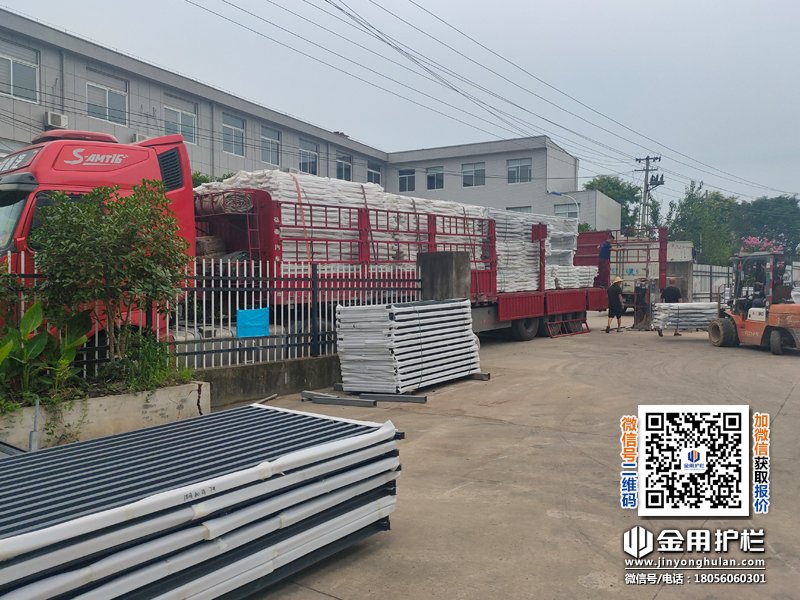 2024年7月16日鋅鋼護窗欄桿裝車發貨！