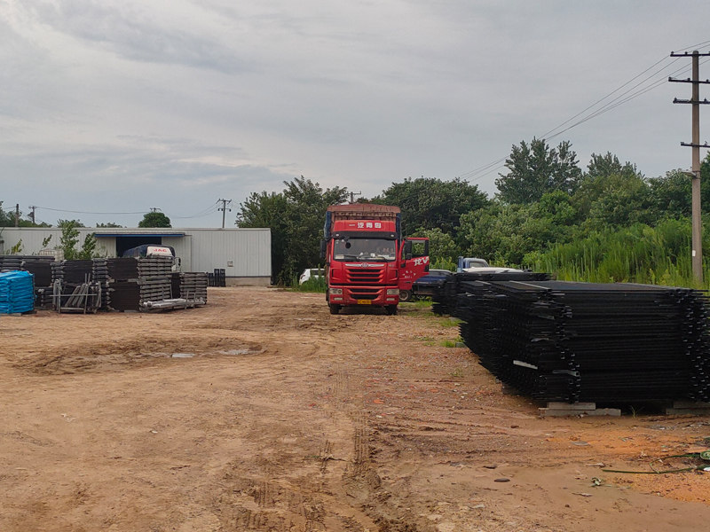 2024年7月18日鋅鋼百葉窗裝車發(fā)貨！