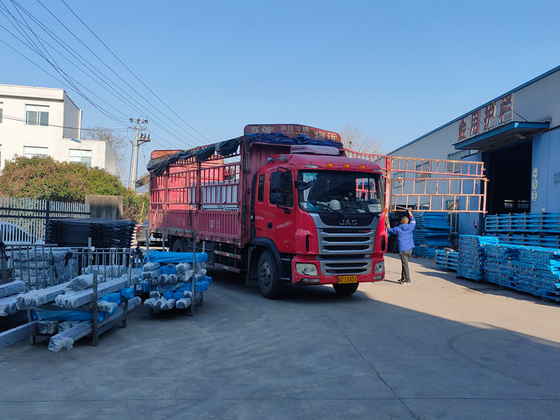 2025年3月15日鋅鋼空調百葉裝車發貨! 2025年3月15日鋅鋼空調百葉裝車發貨!