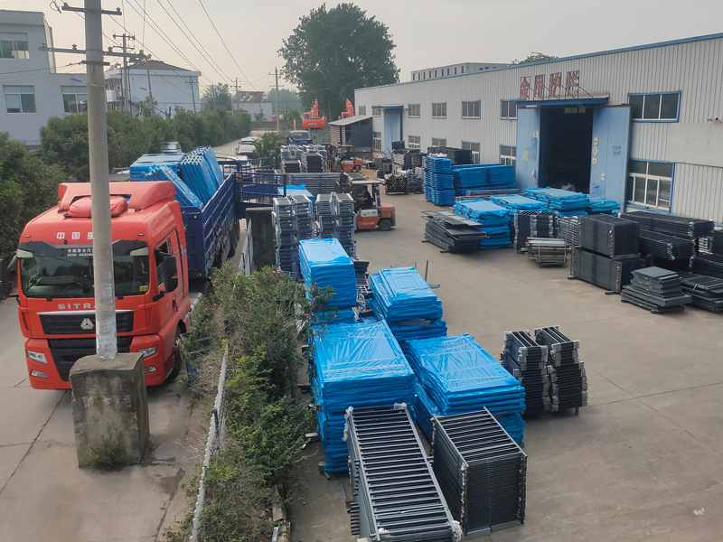 2025年6月9日鋅鋼陽臺護欄裝車發貨! 2025年6月9日鋅鋼陽臺護欄裝車發貨!